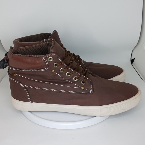 Hype - Picture 2 of 5